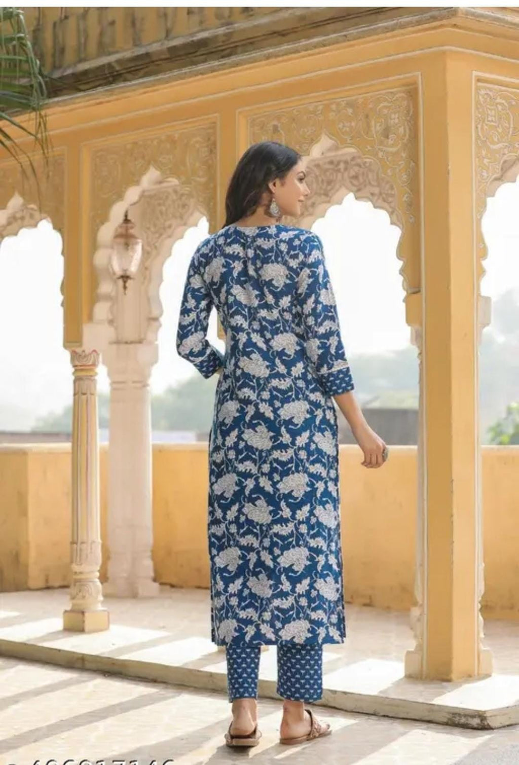 Women's Floral Round Neck Kurta Set (No Dupatta)