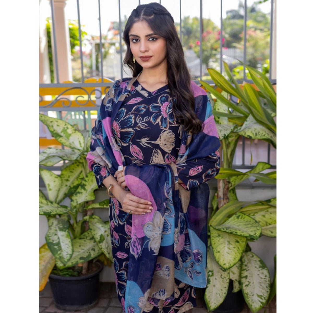 Women's Cotton Blend Printed Kurti With Pant Dupatta Set