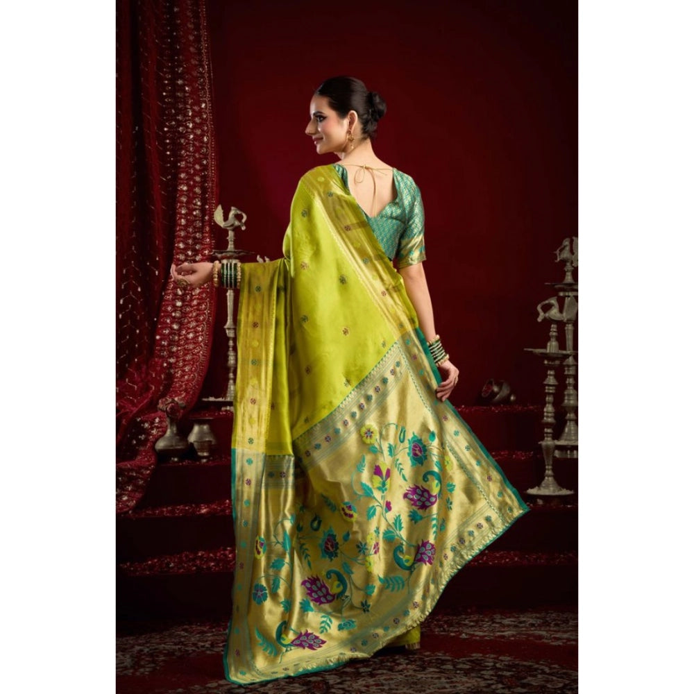 Women's Silk Blend Woven Saree With Unstitched Blouse